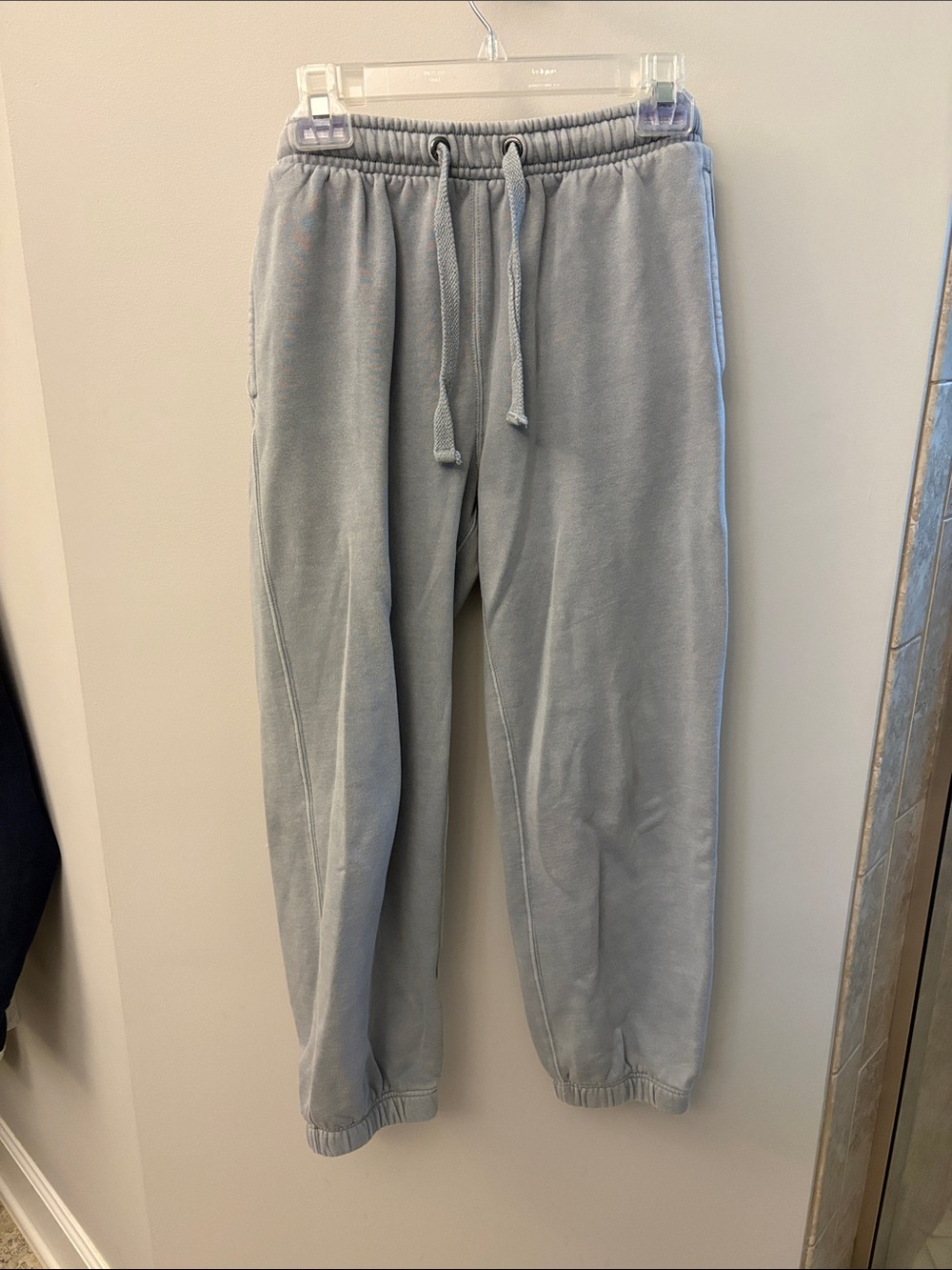 Women’s Size XS Aeropostale Light Gray Drawstring Jogger Sweatpants